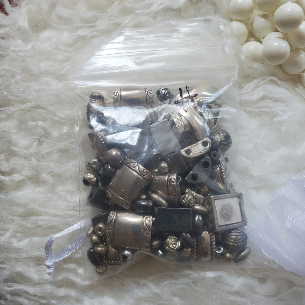 Jewelry Bead bundle - Picture 3 of 5